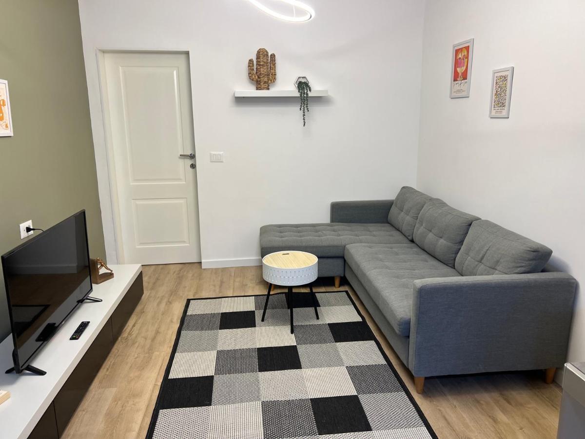 New Bazaar Cane Apartment 3 Tiranë Luaran gambar