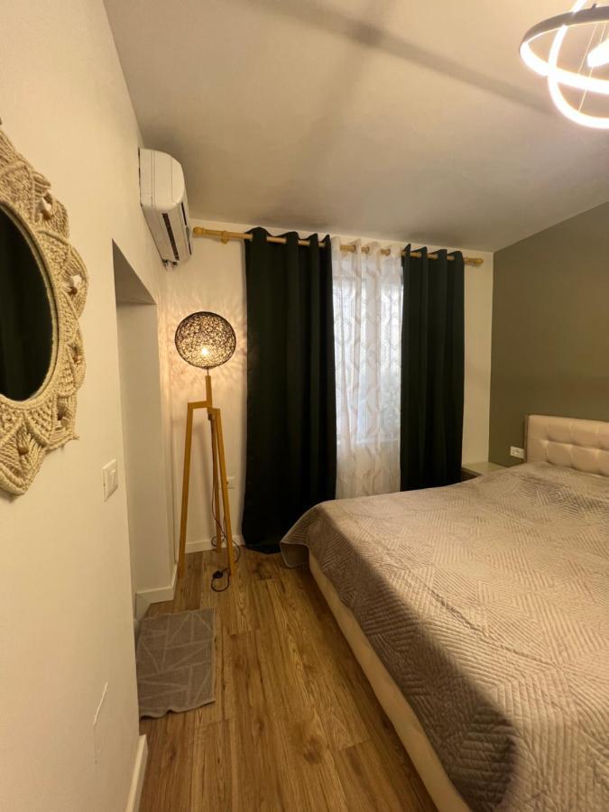 New Bazaar Cane Apartment 3 Tiranë Luaran gambar